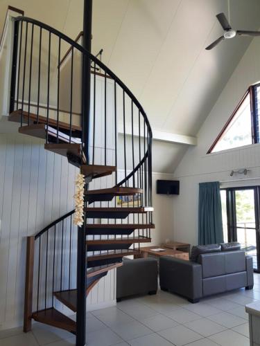 Cardwell Beachcomber Motel & Tourist Park in Cardwell