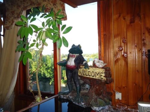 HOTEL CASAGRANDE con estacionamiento EXCLUSIVO y estamos a 50 MTS del Terminal de Buses – Valdivia, IA