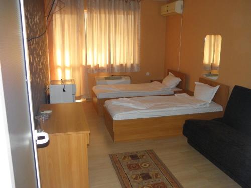 Hotel Pilevski - image 12