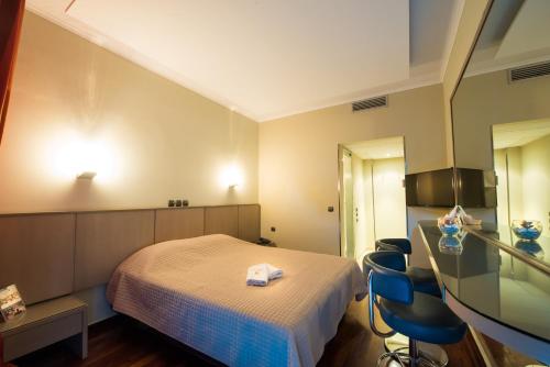 Pines Hotel - image 13