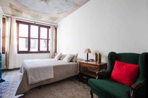 SevilleBnB Group- Angeles House, private terrace with Cathedral Views, Sevilla (Foto 10)