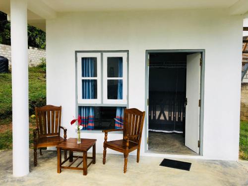 Double Room with Patio image 4