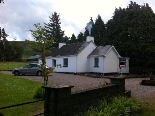 . The Reeks Cottage