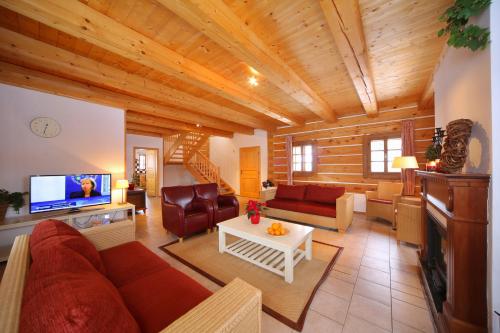 Comfortable Villa in Vrchlabí near Ski Area – khách sạn tại Podhuri