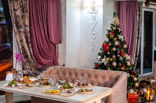 餐廳, SPA Resort HeRICH in 波利亞尼察