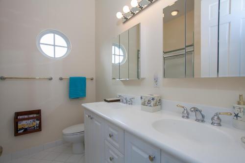 The Grand Estate Fort Lauderdale (FL)