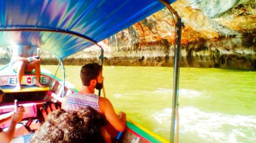 T.P. Place Hotel in Mueang Phang Nga