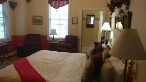The Iron Gate Inn