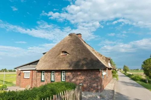 Reetdachhaus Moordeichperle in Nordstrand, Deutschland