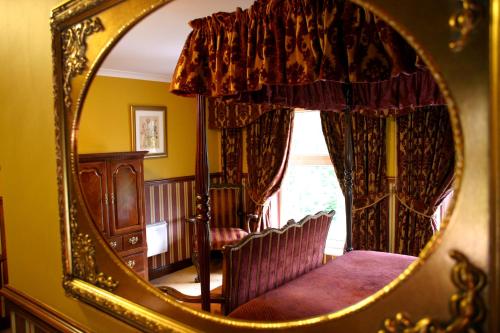 Ty Newydd Country Hotel - image 2