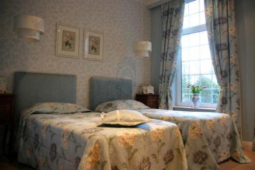 Ty Newydd Country Hotel - image 14