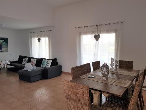 Villa Carlota - image 12