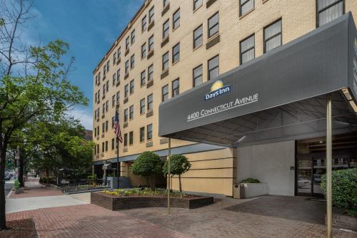 Days Inn by Wyndham Washington DC/Connecticut Avenue - image 12
