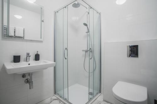 Lazenska N°4 - main image