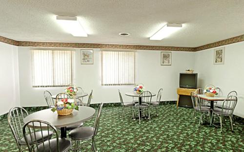 Americas Best Value Inn West Frankfort