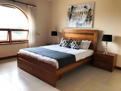 Adelaide's holiday home - Erindale