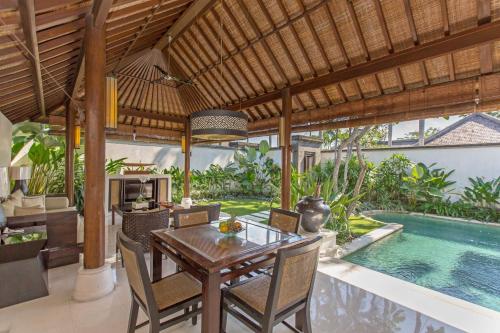 One-Bedroom Villa with Private Pool image 7