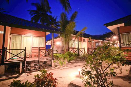 Tuna Bay Island Resort