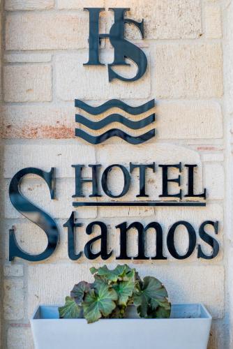 Stamos Hotel