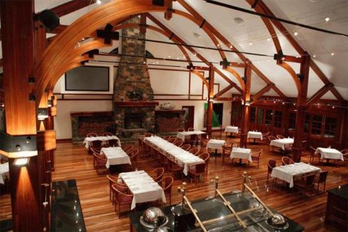 Restorāns, Tinaroo Lake Resort in Tinaroo