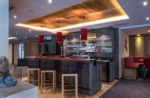 Hotel Waldcafe - image 2