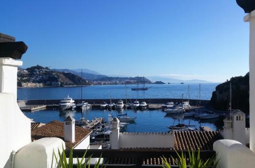 Lovely House with views in Marina del Este