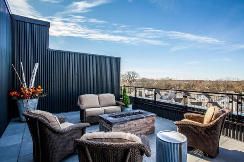 Ironworks Hotel Indy in شمال انديانابوليس