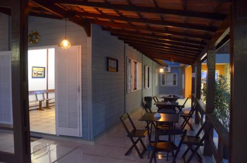 Beach Hostel Cabo Frio Beach Hostel Cabo Frio is conveniently located in the popular Passagem area. Both business travelers and tourists can enjoy the propertys facilities and services. Service-minded staff will welcome an