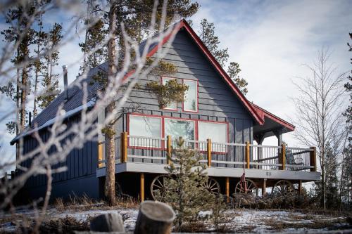 . Two-Bedroom Cabin in Frisco