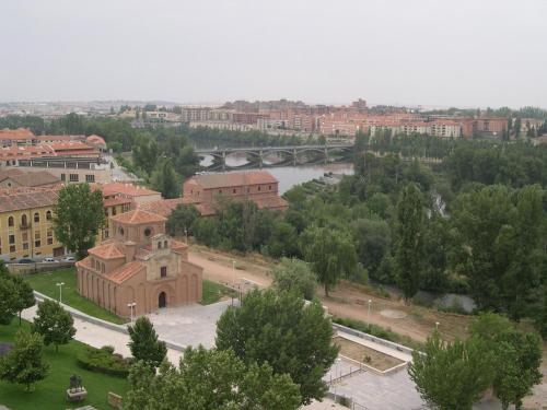 Apartamento Ribera Del Puente