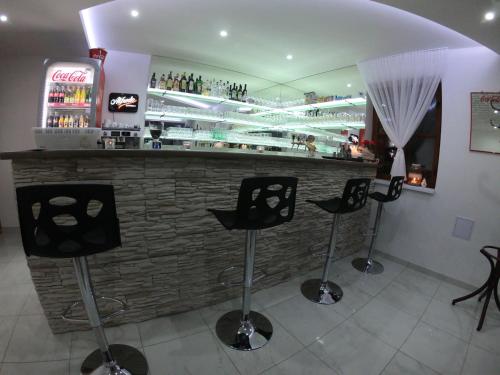 Restorāns, Pizzéria Viktória (Pizzeria Viktoria) in Chlebnice