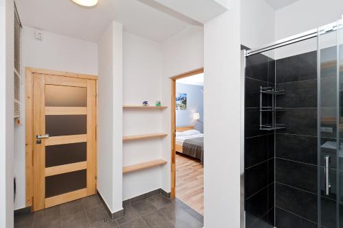 Apartamenty Sun & Snow Lipki Park Zakopane - image 2