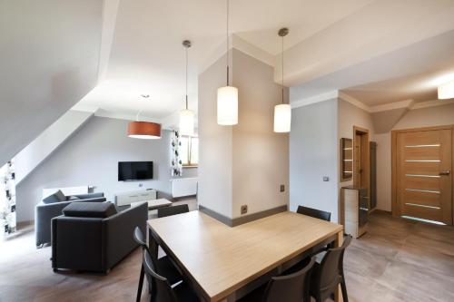 Apartamenty Sun & Snow Lipki Park Zakopane - image 5