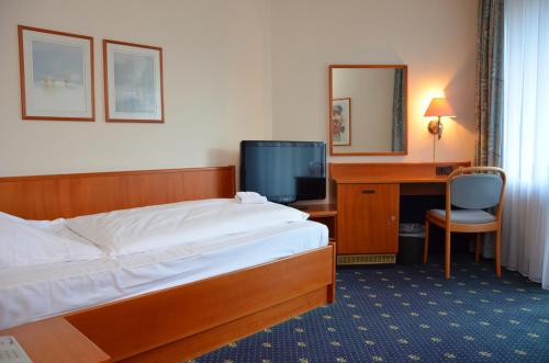 Karaman Group Hotel - image 8