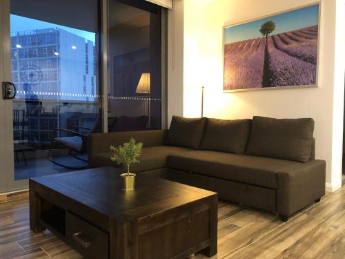 

Zetland Executive Holiday Apartment Inner Sydney CBD