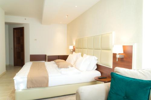 Hotel Kadmo by Aycon - image 4