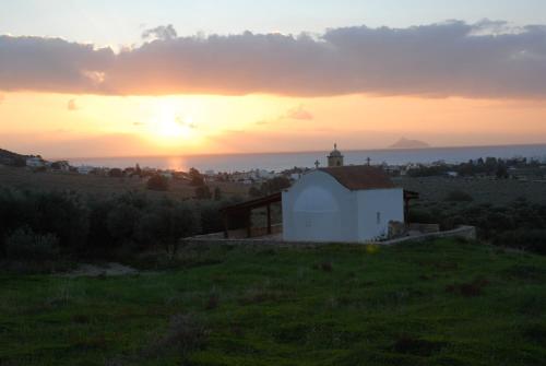 Surrounding environment, Rent Rooms Katerina in Adelianos Kampos