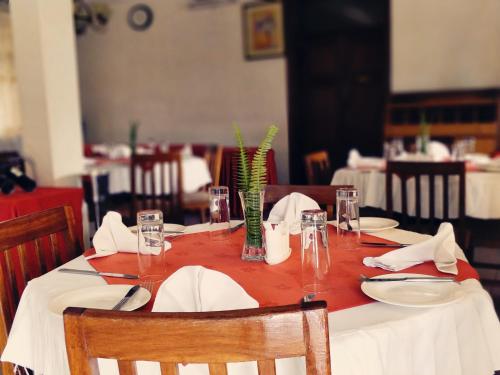 設施, Virunga Hotel in 魯亨格里