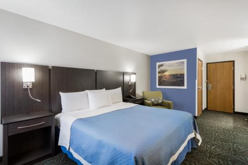 Days Inn & Suites by Wyndham East Flagstaff