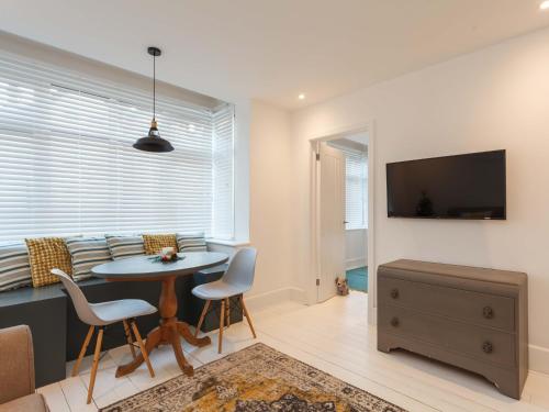 Dale House - Vivre Retreats – khách sạn tại Talbot và Branksome Woods