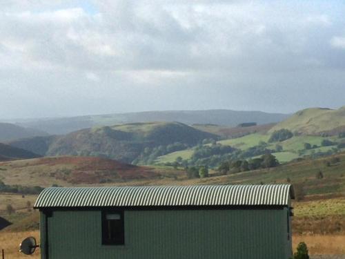 Upper Gilwern Quarry Hut - image 4