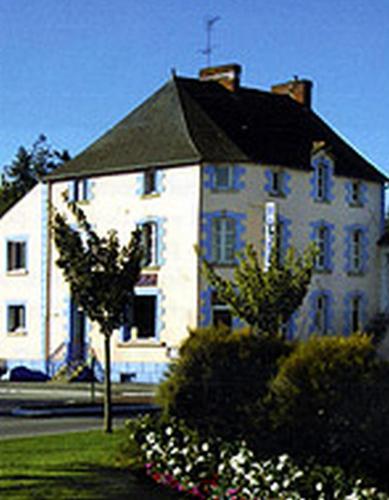 Hôtel Saint-Marc - Hôtel - Ploërmel