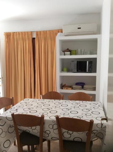 Two-Bedroom Apartment image 3
