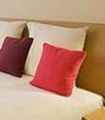 Novotel Cardiff Centre - main image