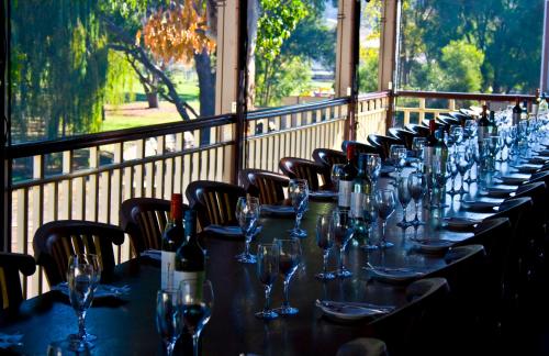 Restaurant, The Bridgetown Hotel in Bridgetown