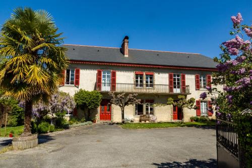Vchod, La Maison de L'Ousse in Livron