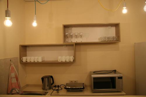 Midtown Hotel & Hostel
