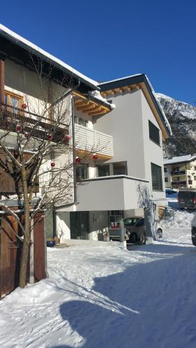  Haus Walch, Pension in Pettneu am Arlberg