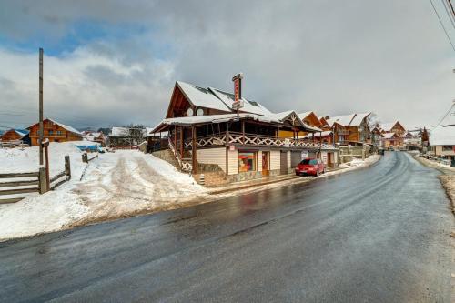 Palaga Bukovel in Polyanytsya