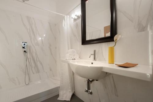 Raffaello Charmsuite - image 14